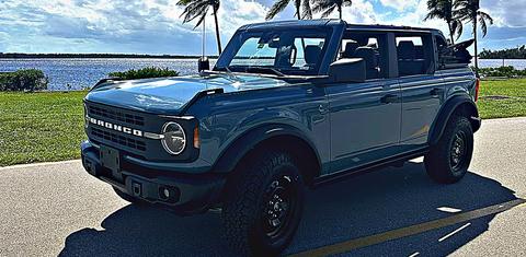 Ford Bronco 2022