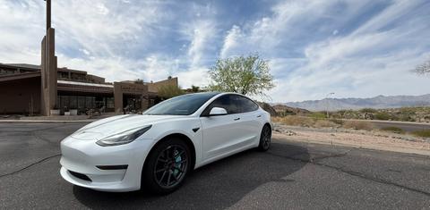 Tesla Model 3 2023