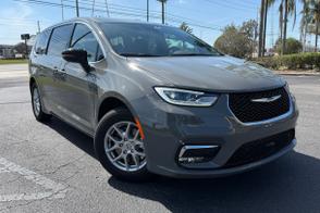 Catégorie de véhicule : Chrysler Pacifica
