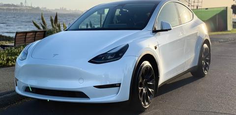 Tesla Model Y 2023