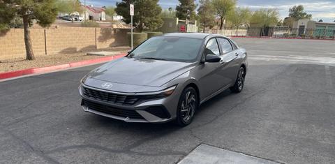 Hyundai Elantra Hybrid 2025