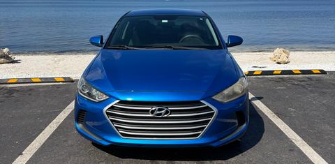 Hyundai Elantra 2017