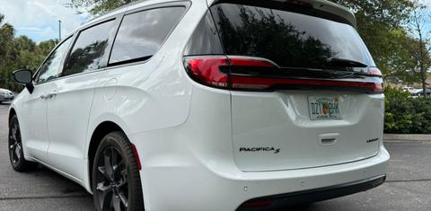 Chrysler Pacifica 2025