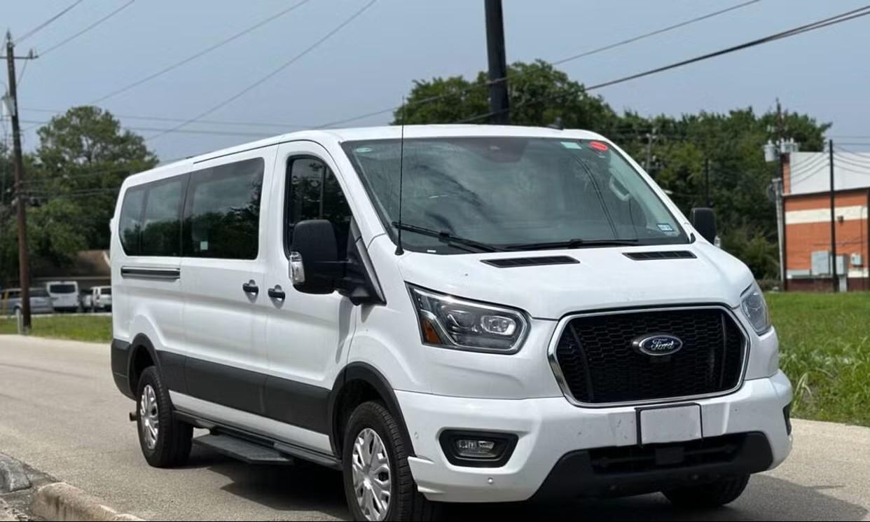 Ford Transit 2023 in Honolulu, HI