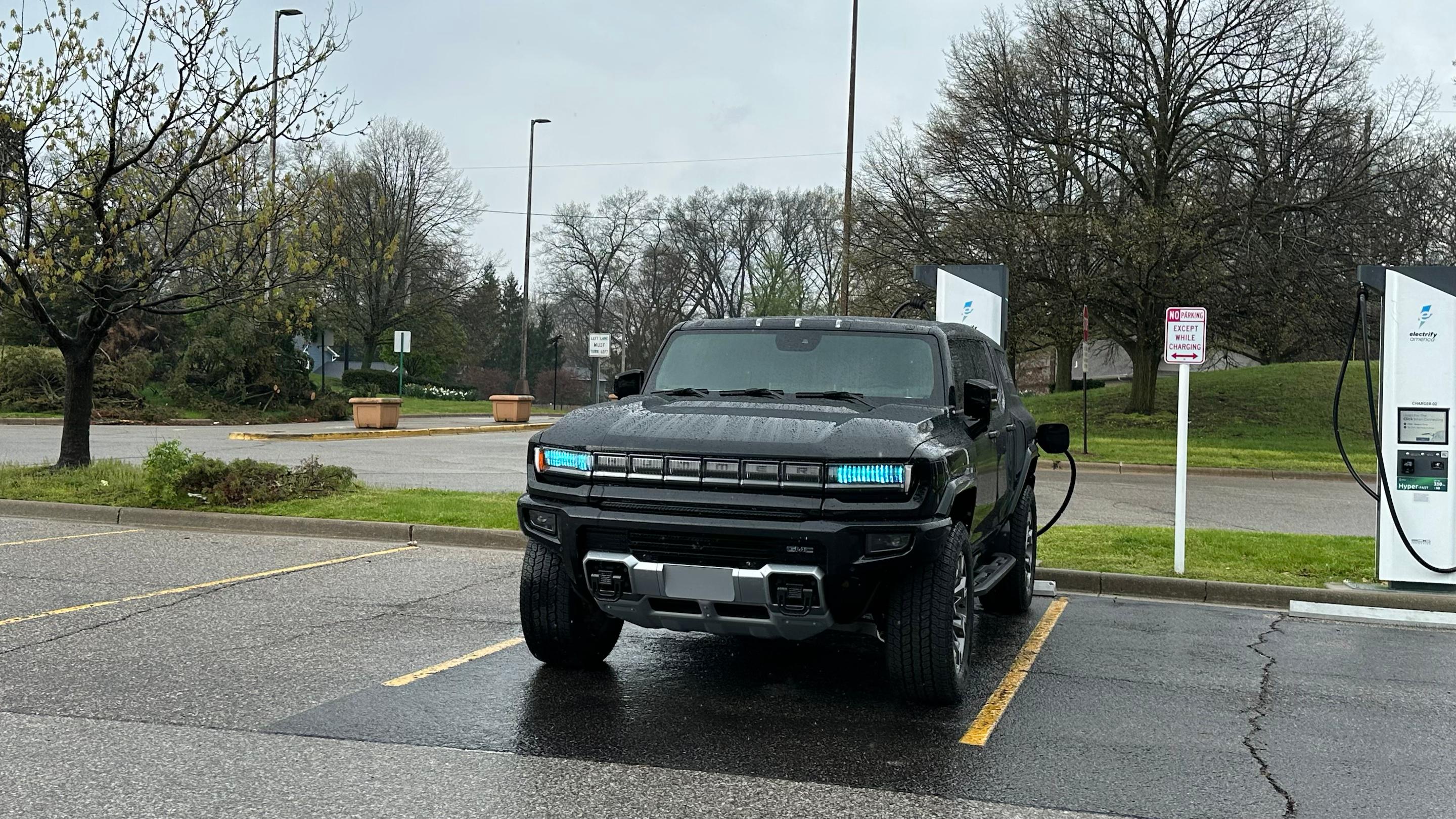 GMC HUMMER EV SUV 2024 in South Bend, IN
