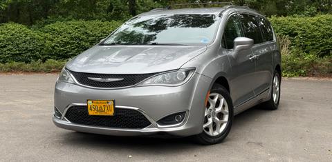 Chrysler Pacifica 2017