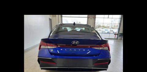 Hyundai Elantra 2025