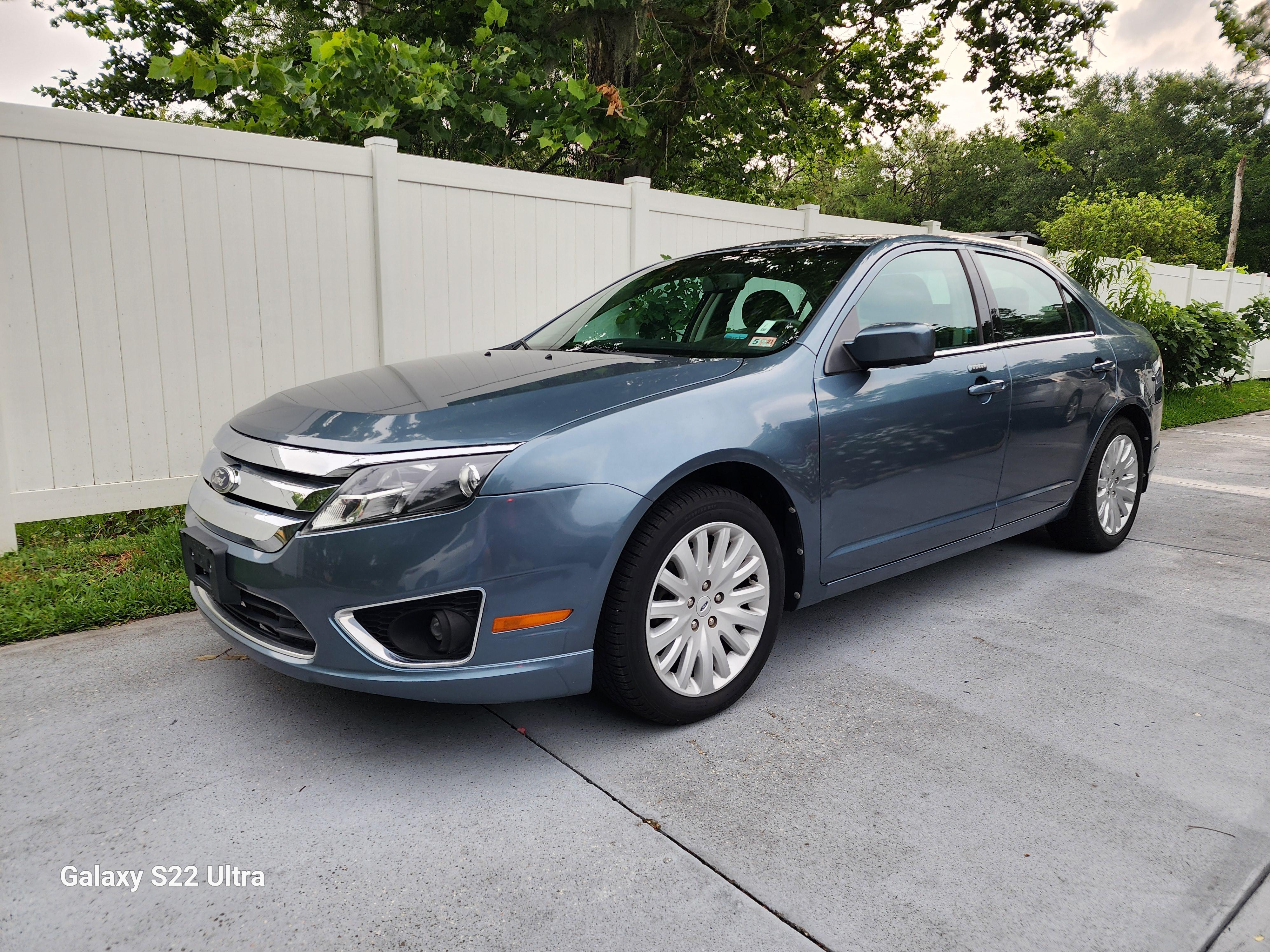 Ford Fusion Hybrid 2012 in Jacksonville, FL