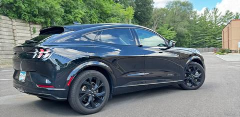 Ford Mustang Mach-E 2023