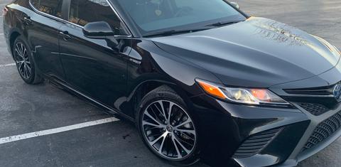 Toyota Camry Hybrid 2020