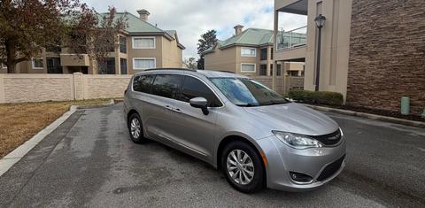 Chrysler Pacifica 2017