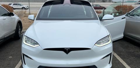 Tesla Model X 2023