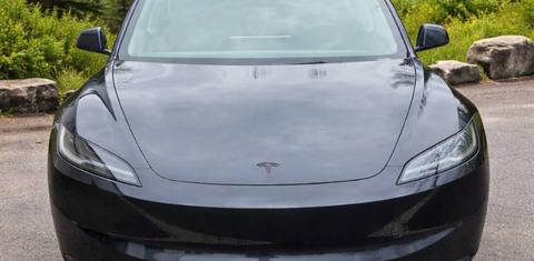 Tesla Model 3 2025