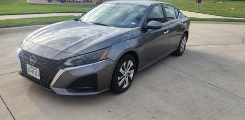 Nissan Altima 2023