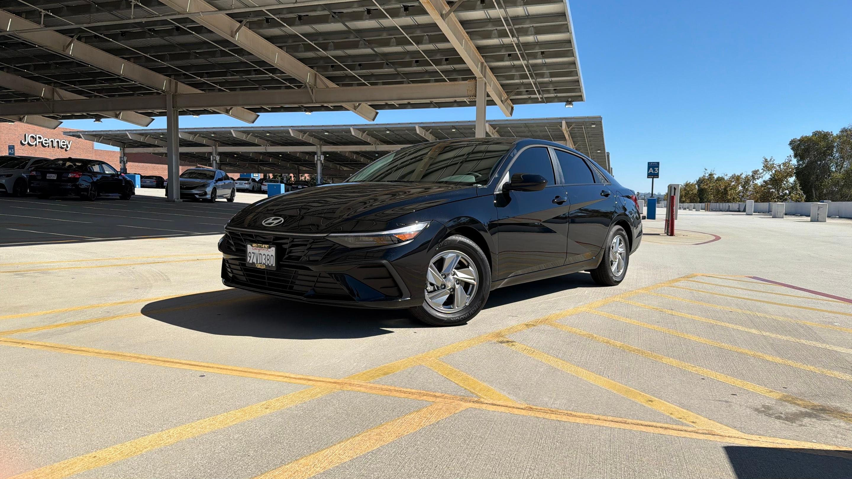 Hyundai Elantra 2026 in Glendale, CA