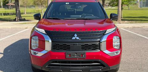 Mitsubishi Outlander 2023