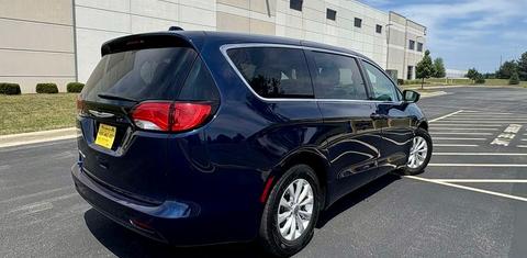 Chrysler Pacifica 2017