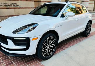 Porsche Macan car