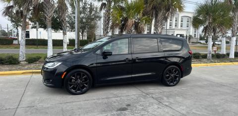 Chrysler Pacifica 2020