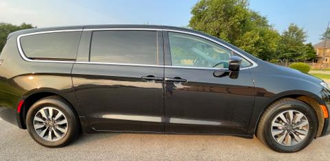 Chrysler Pacifica 2022
