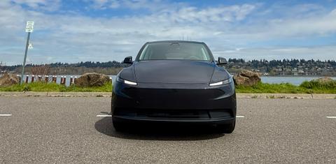 Tesla Model Y 2026