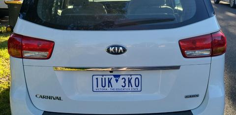 Kia CARNIVAL 2017