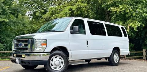 Ford Econoline 2014