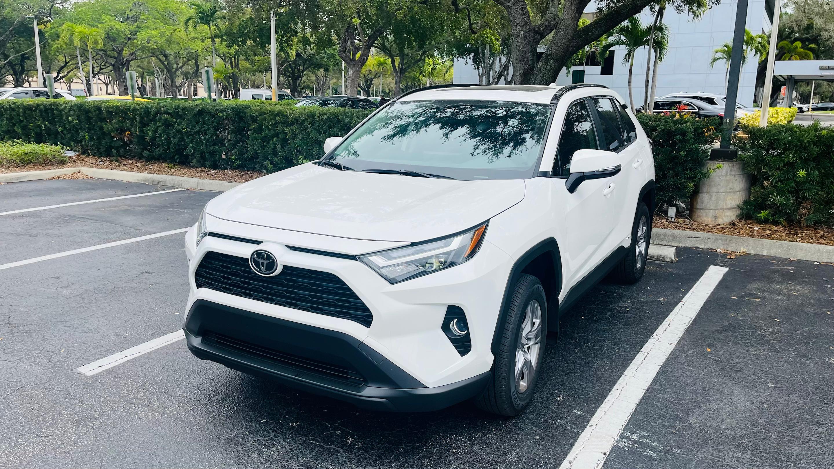 Toyota RAV4 Hybrid 2025 in 