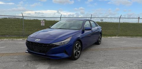 Hyundai Elantra 2023