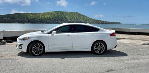 Ford Fusion Hybrid 2019