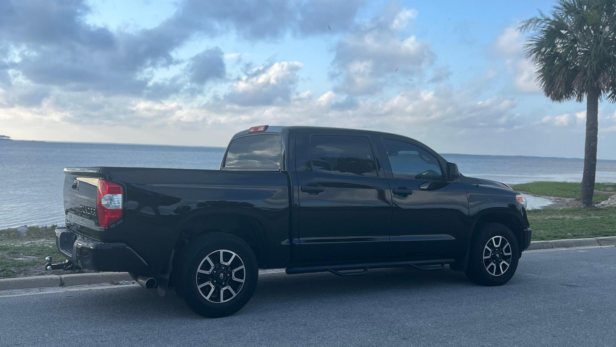 Toyota Tundra 2017 in Panama City Beach, FL
