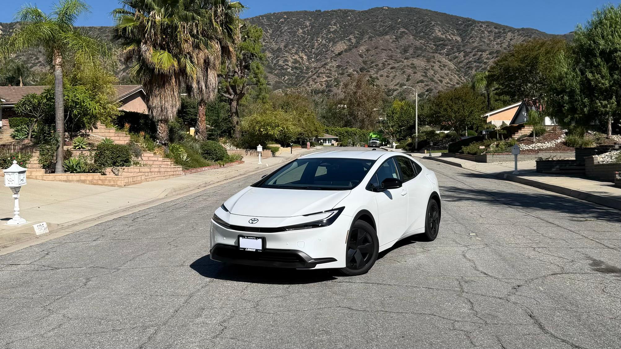 Toyota Prius 2027 in Duarte, CA