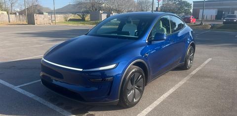 Tesla Model Y 2026