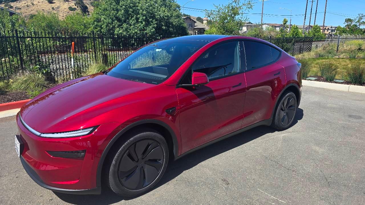 Tesla Model Y 2026 in 