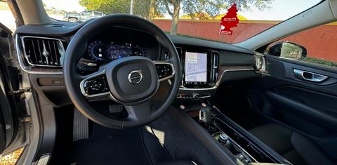 Volvo S60 2024