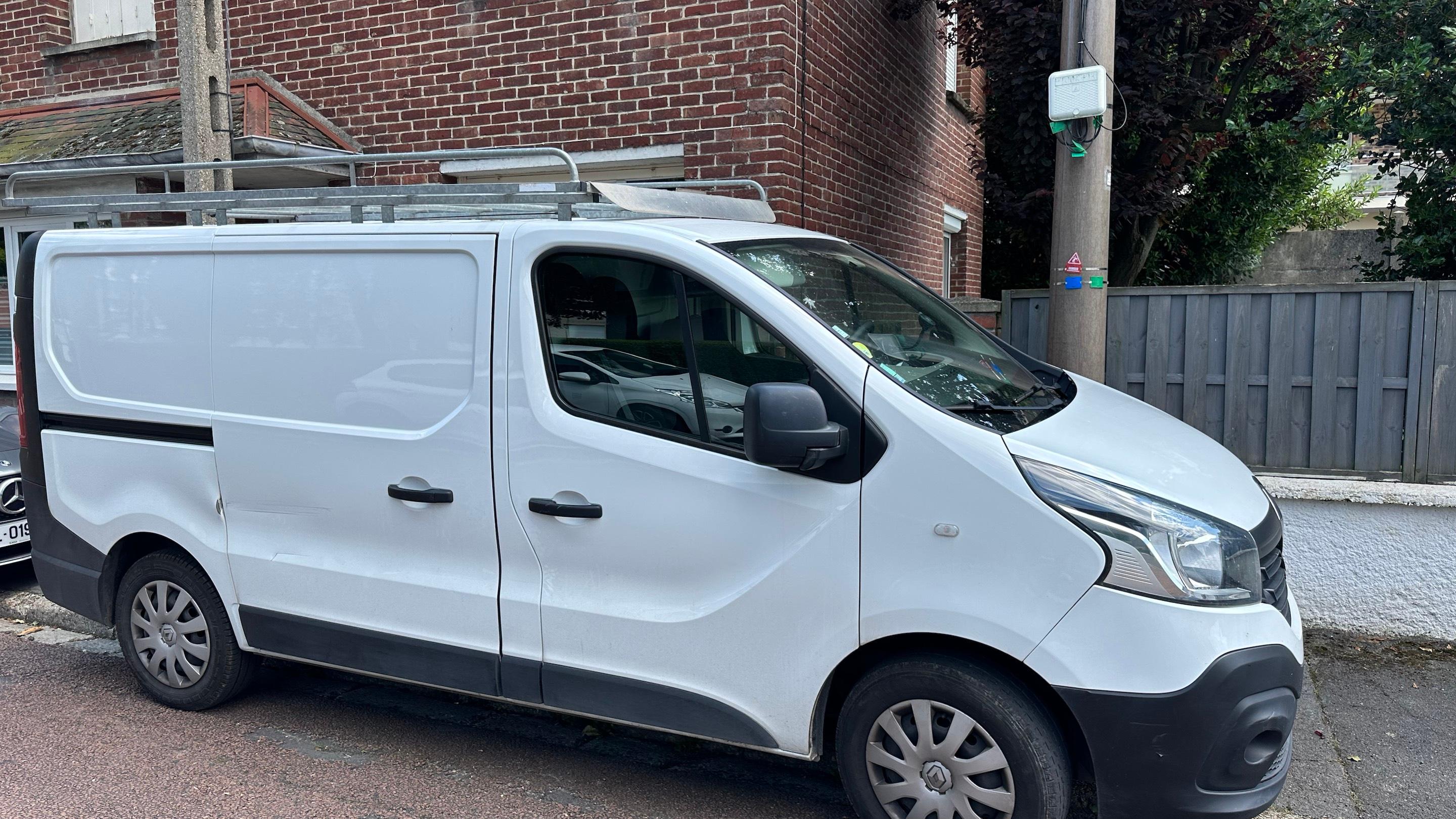 Renault TRAFIC III 2019 à Hénin-Beaumont