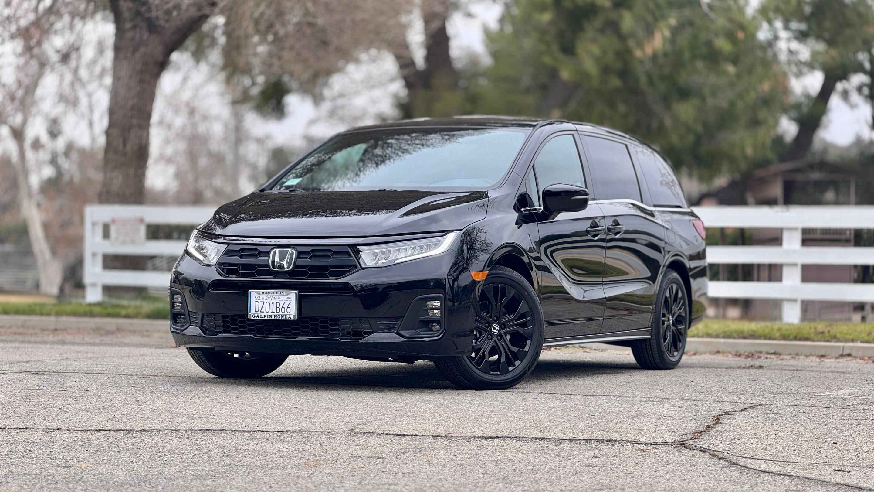 Honda Odyssey 2025 in Los Angeles, CA