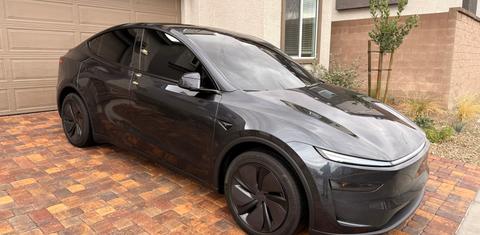Tesla Model Y 2026
