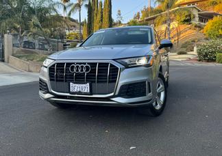 Audi Q7 car