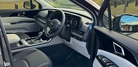 Kia CARNIVAL 2023