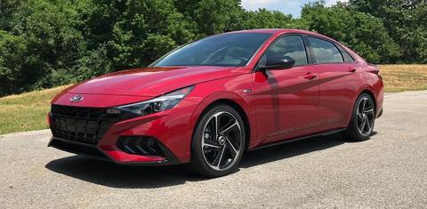 Hyundai Elantra 2022