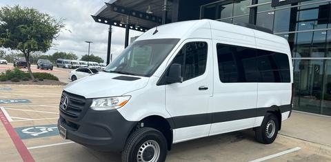 Mercedes-Benz Sprinter 2025