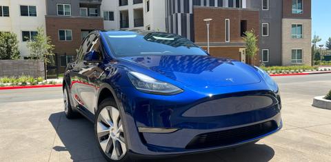 Tesla Model Y 2023