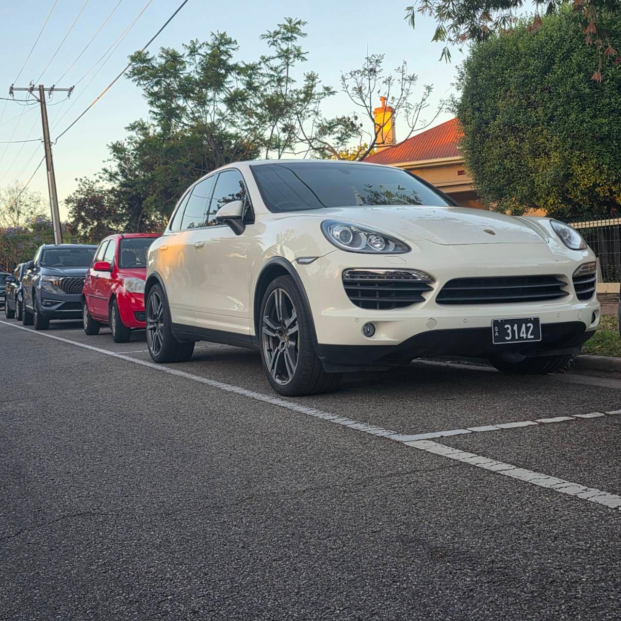 Porsche CAYENNE 2013 in Glenelg East
