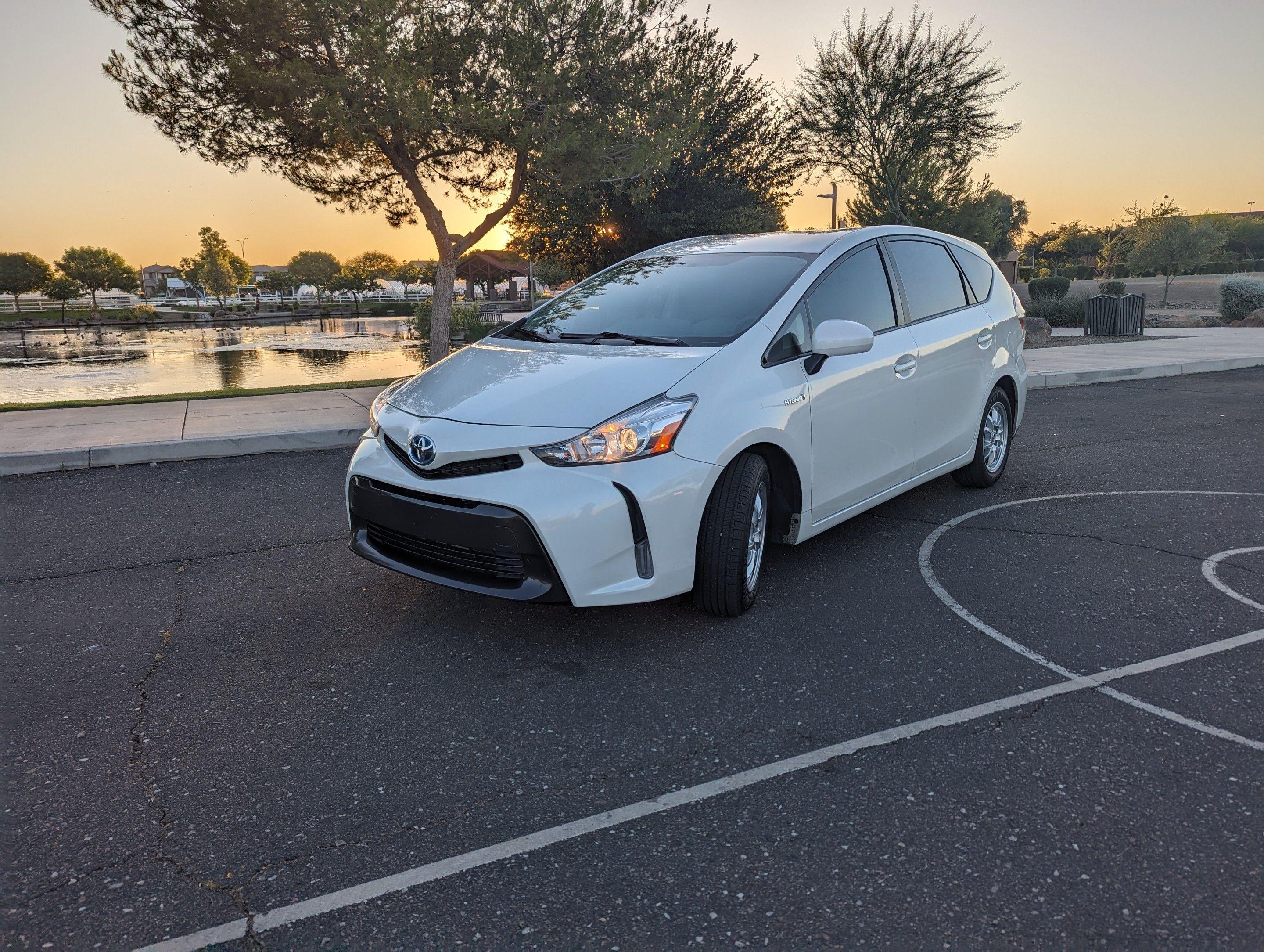 Toyota Prius v 2016 in Mesa, AZ