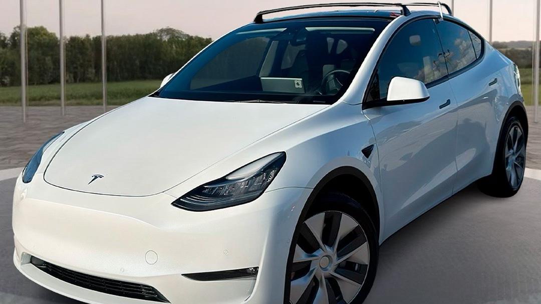 Tesla Model Y 2021 in 