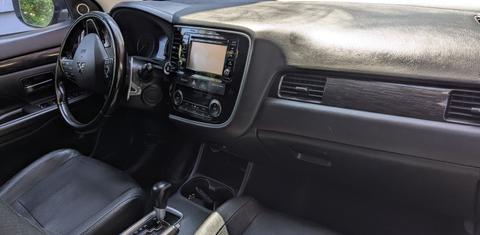 Mitsubishi Outlander 2016