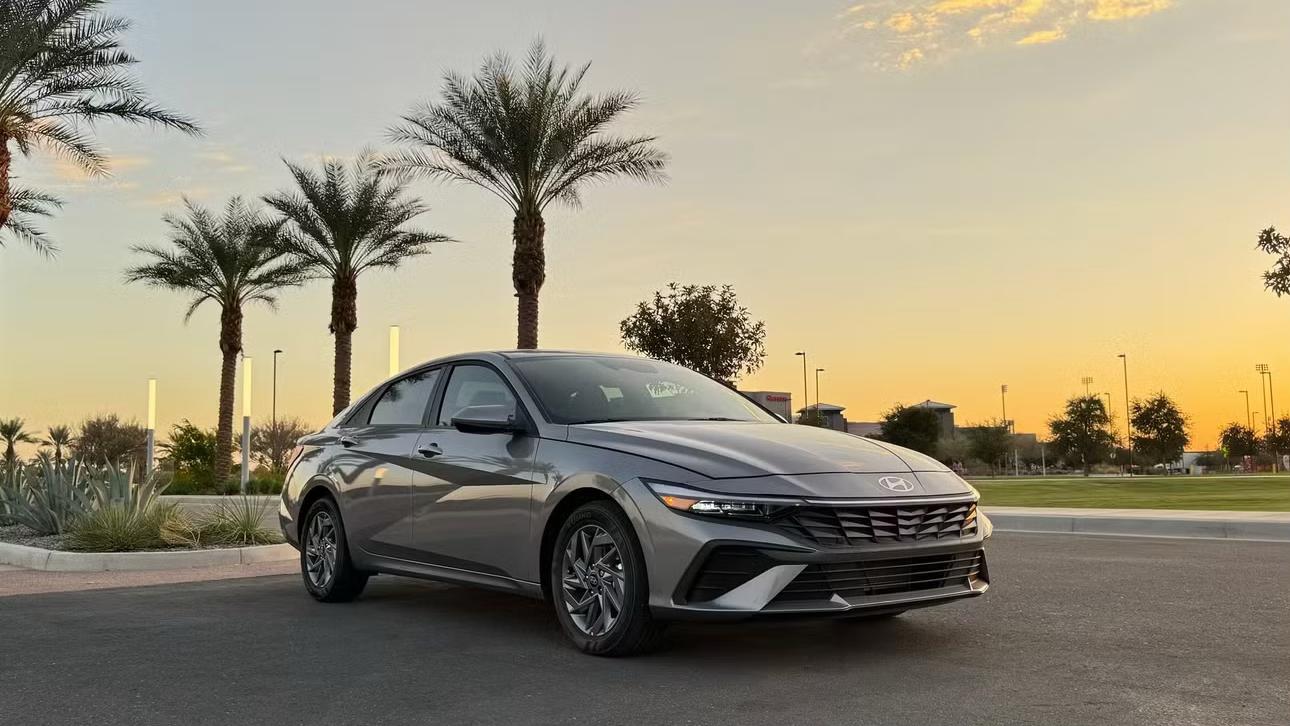 Hyundai Elantra 2025 in Phoenix, AZ