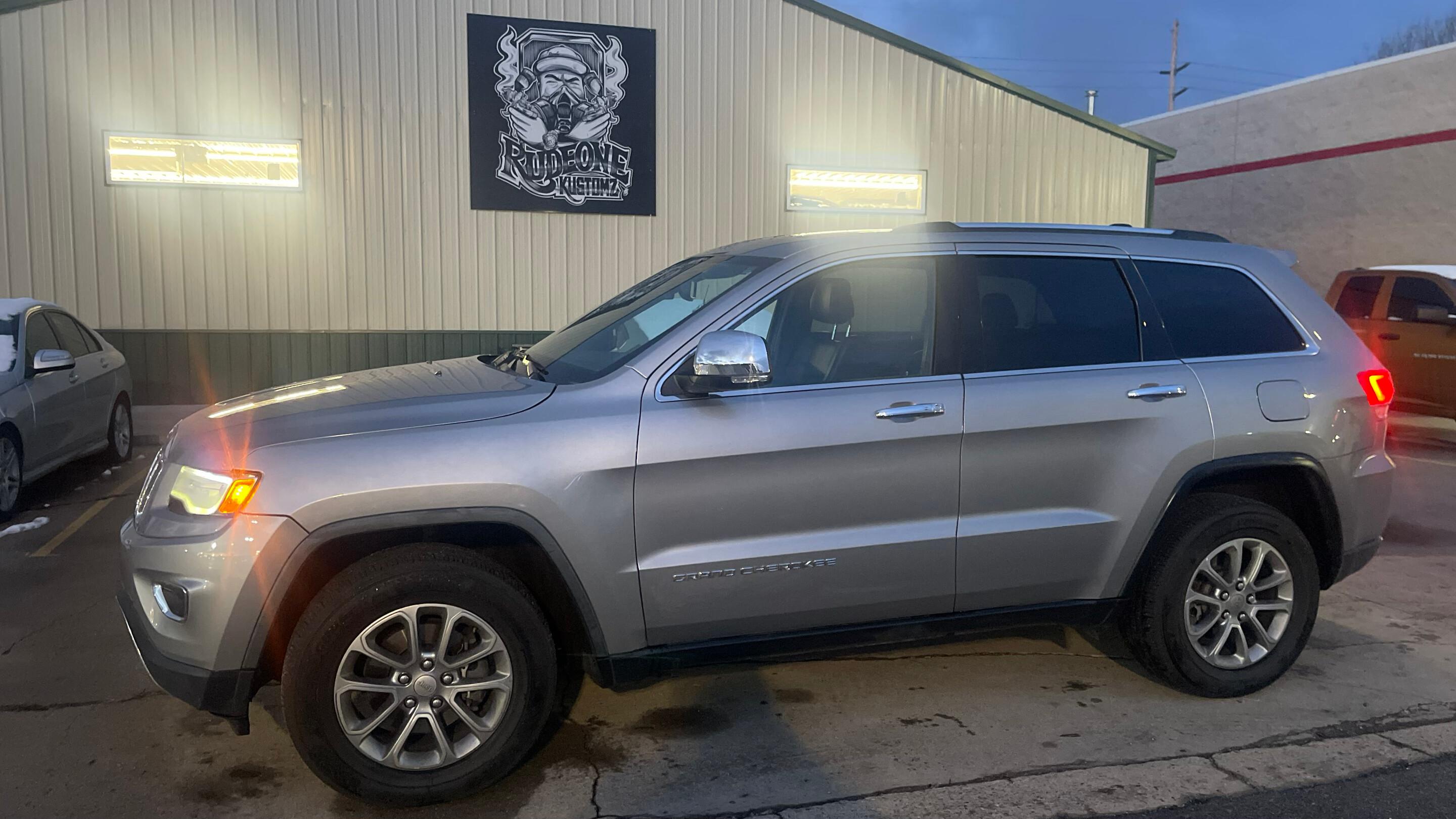 Jeep Grand Cherokee 2015 in 