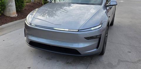 Tesla Model Y 2026